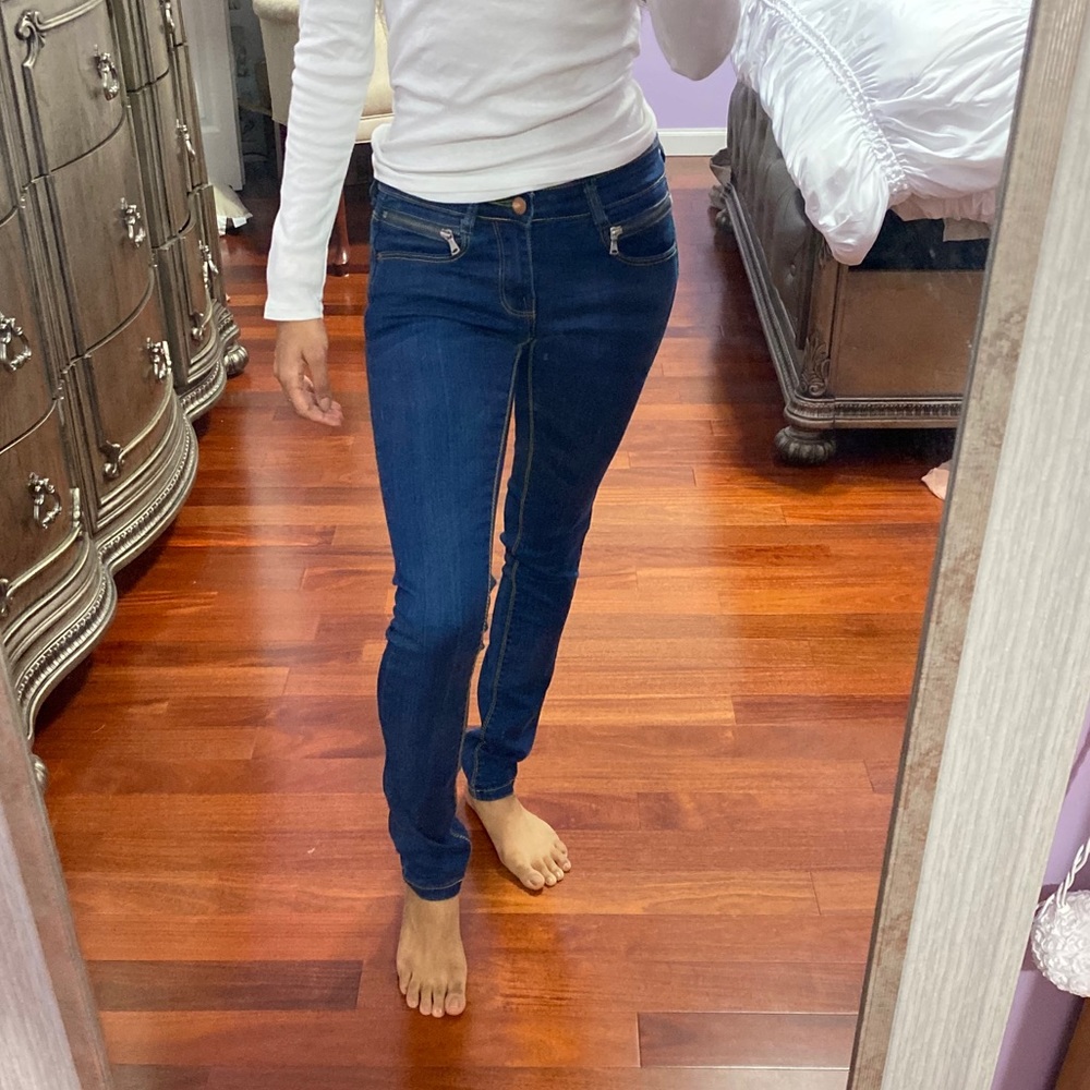 NWOT Outfitters Low Rise Dark Skinny Jeans 26